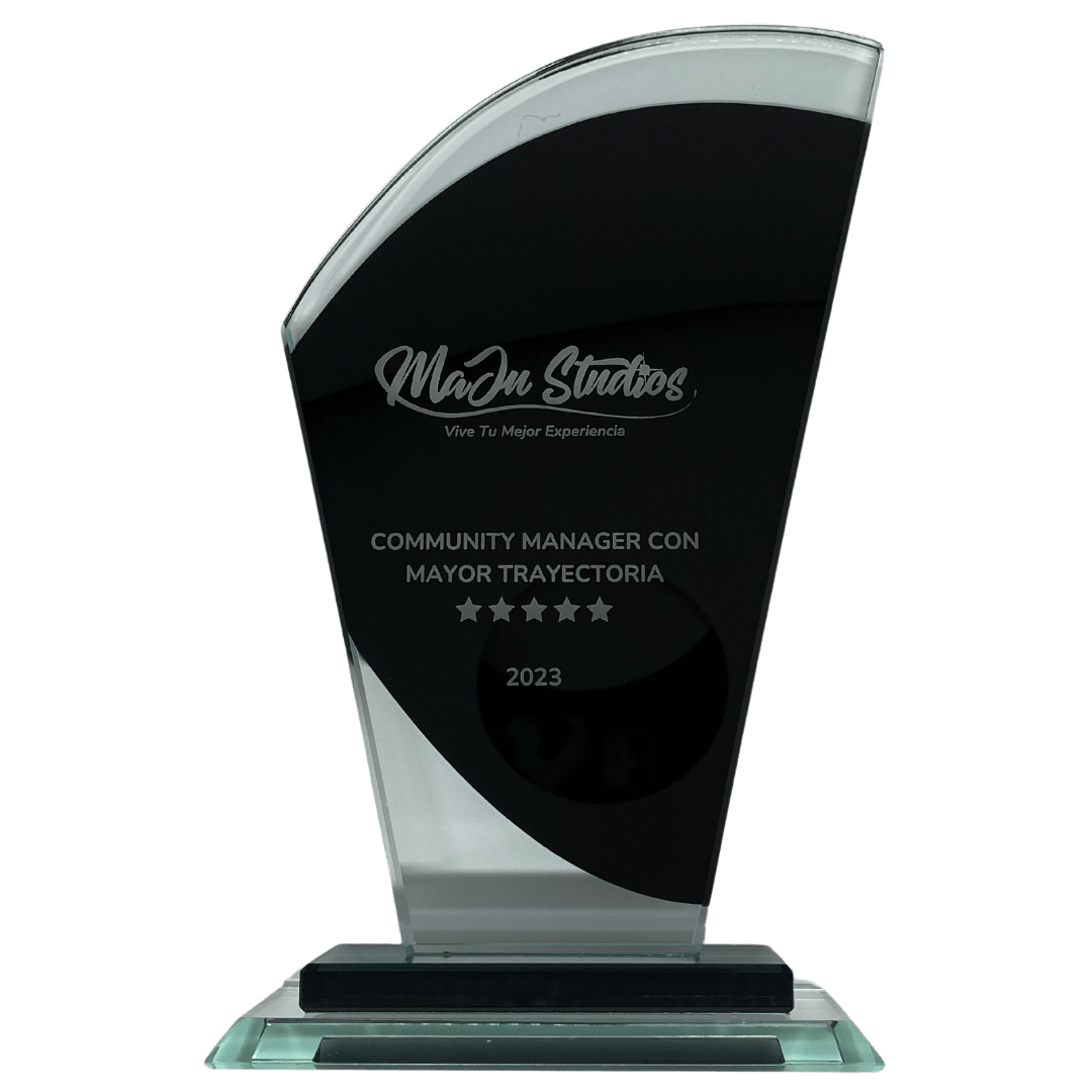 Premio al Community Manager con mayor trayectoria - MaJu Studios